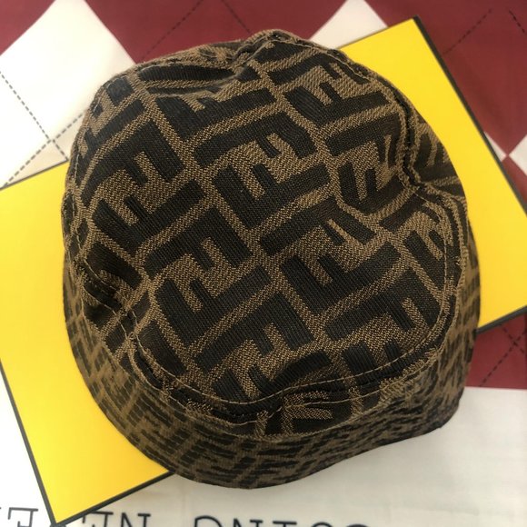 Fendi bucket hat